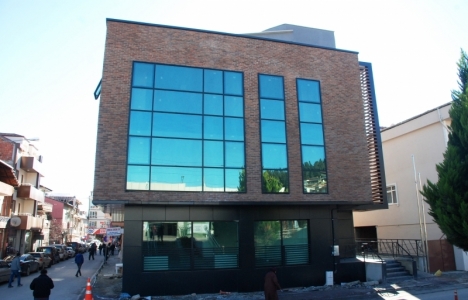 İzmit Belediyesi'nden 2 yeni gençlik merkezi!