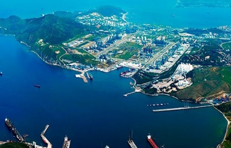 Petkim Konteyner Limanı'na 1 milyar dolar biçildi!