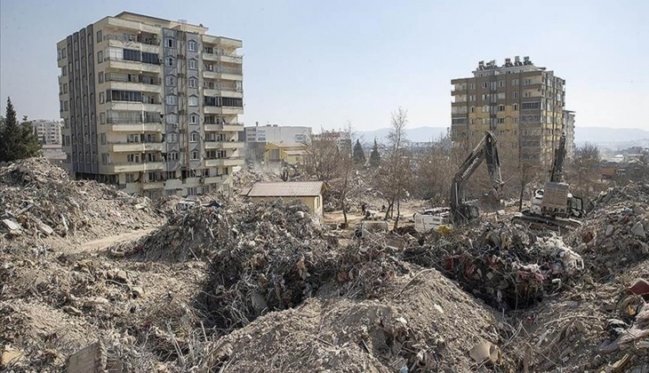 Prof. Dr. Övgün Ahmet Ercan, Yeni kıyımlar olacak dedi! Deprem uzmanı bölgeleri tek tek açıkladı!