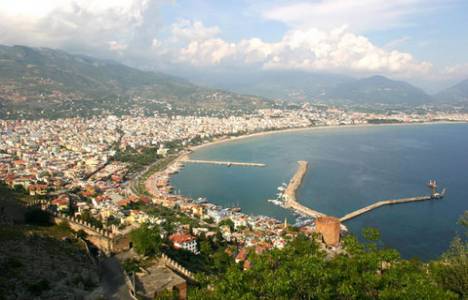 Alanya'da 2 milyon 490 bin TL'ye gayrimekul!