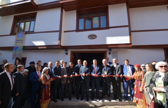 Afyon Sandıklı'daki tarihi konaklar hizmete açıldı!