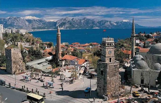 Uşak Belediyesi'nden 6.1 milyon TL'ye satılık arsa!