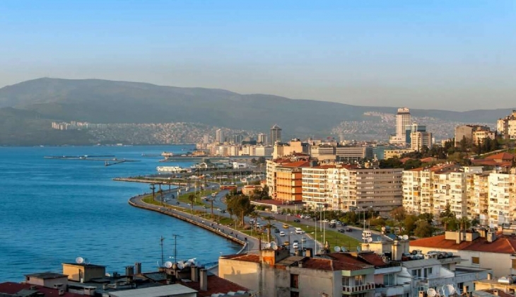 İzmir deki fay hattı işaret edildi! Tsunami riski için harekete geçilmeli...