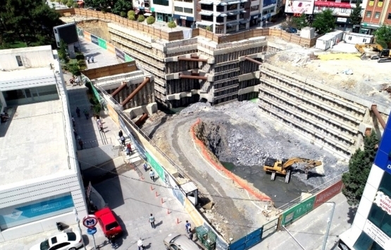 Gebze-Darıca Metro inşaatında üzerine demir düşen işçi hayatını kaybetti! 
