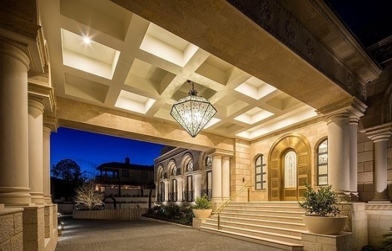 Floyd Mayweather Las Vegas ta ev aldı!