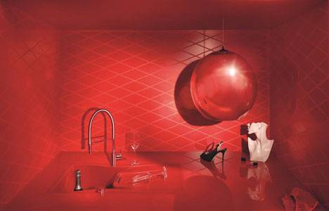 Schock, yeni ürünü kırmızı eviye!