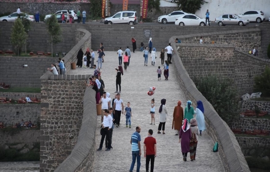 Diyarbakır’ın yoksul mahallesi Ben U Sen’de yıkım!