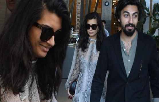 Tuba Büyüküstün ve Umut Evirgen yeni eşya baktılar!