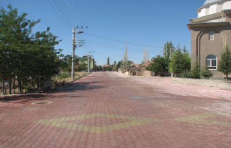 Kuşadası Kenan Evren Caddesi'nin ismi Erdal Eren oldu!