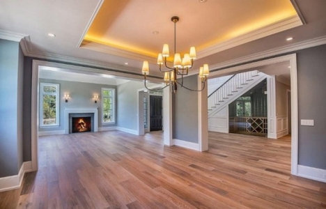 Kylie Jenner, Hidden Hill teki 6 milyon dolarlık evine taşındı!