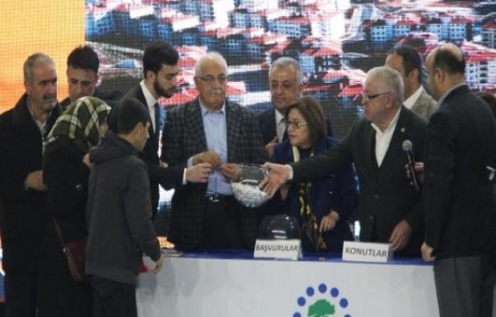 TOKİ Gaziantep Kuzeyşehir'de 916 konut sahibini buldu!