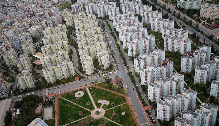 Konut fiyatlarındaki reel düşüş devam edecek fakat uzun sürmeyecek! Konut almak isteyenler beklemesin...