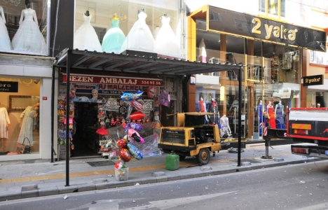 Pendik'te tehlike oluşturan balkonlar yıkıldı!