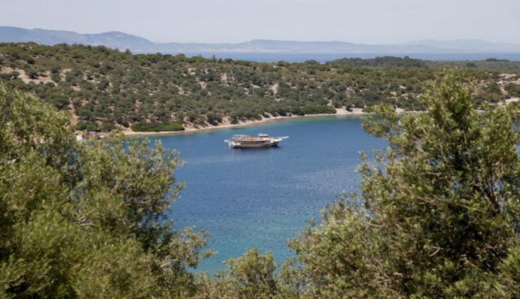 İzmir’in Maldivleri, ‘Garip Adası’ icradan satılıyor!