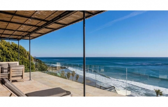 Aaron Rodgers ve Danica Patrick Malibu da 28 milyon dolara ev aldı!