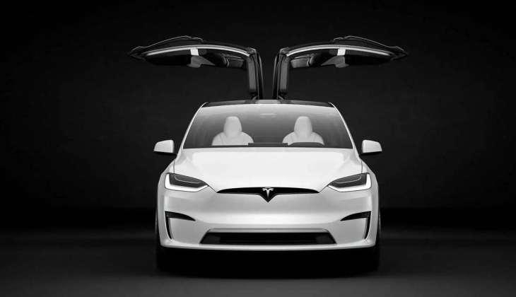 Tesla’dan yeni yılın ikinci indirimi geldi! Musk adeta çıldırdı!