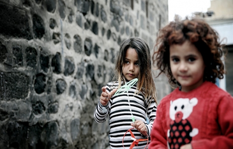 Sur ve Silopi'de evi hasar gören ailelere kira desteği verilecek!