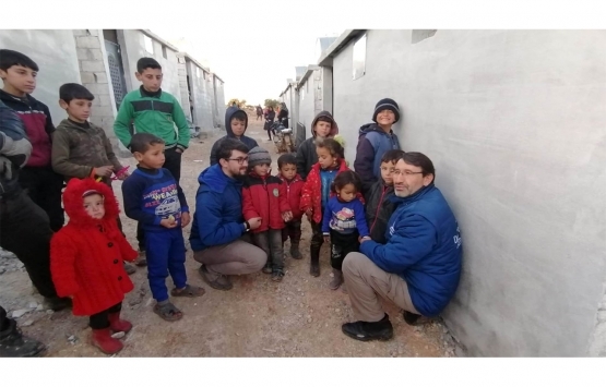 İdlib Esenler Köyü ne 300 briket ev yapılacak!