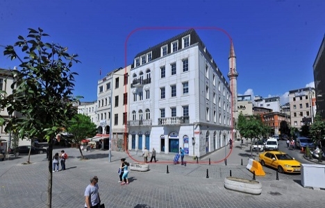 Deniz GYO'dan Karaköy'de kiralık bina! 