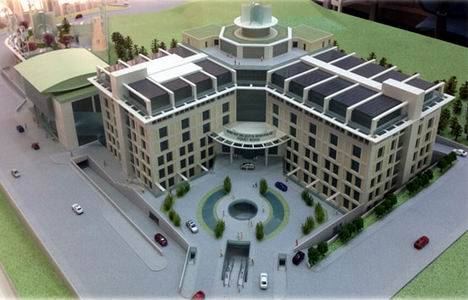 Sarıyer Belediyesi’nin Maslak binasına gece betonu!