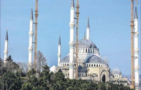 Cumhurbaşkanı Erdoğan'dan Çamlıca Camii inşaatına fikir!