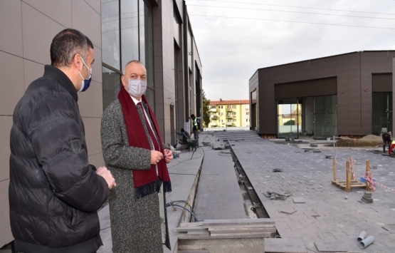 Manisa Büyükşehir Belediyesi hizmet binası bitme aşmasında!