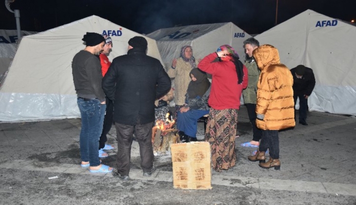 Detayları da açıklandı! Depremzedeye faizsiz 10 yıl kredi çağrısı!