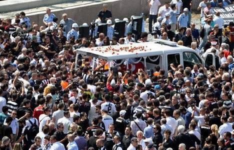 çArşı: Vodafone Arena nın adını Seba yapsana!