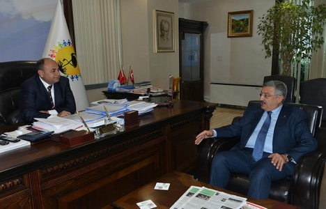 Necip Nasır, Bayraklı planı imar revizyonunu destekledi!