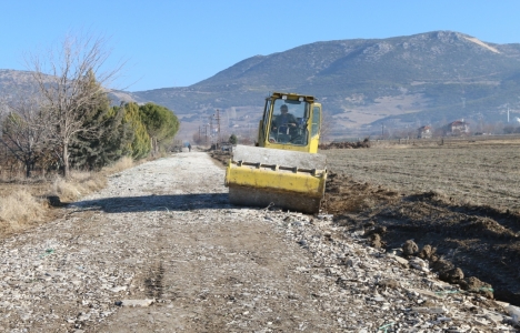 Bucak Belediyesi yeni yollar açıyor!