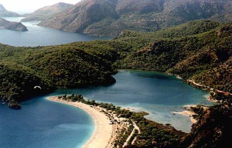 Ege sahilleri bayram