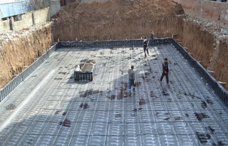 Batman'da konutların temeli sağlam zeminlere inşa ediliyor!