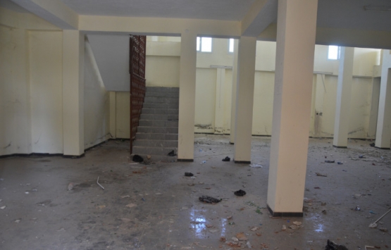 Aliağa Kyme Müzesi çürümeye terk edildi!