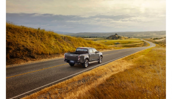 Isuzu D-Max e 100 TL zam geldi! İşte Isuzu D-Max 6 Kasım 2022 fiyat listesi!