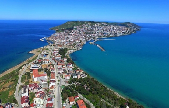 Sinop Karanlı Mahallesi nde riskli yapılar 32 yıldır tahliye edilmedi!