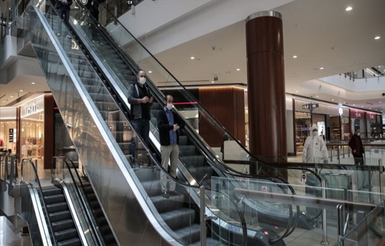 Temmuzda AVM'leri günde yaklaşık 4 milyon kişi ziyaret etti!