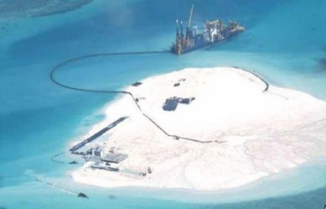 Çin'de kum seddi ortaya çıkıyor!