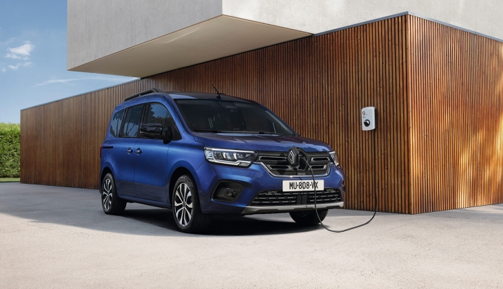 Yeni Renault Kangoo Van lansmana özel 915 bin TL'den başlıyor! Bugünden itibaren satışta! Fırsatı kaçırmayın!