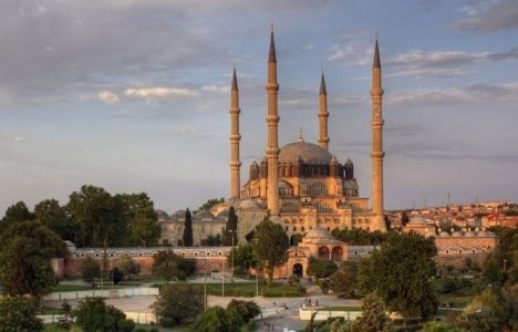 Selimiye'nin silüeti korunacak!