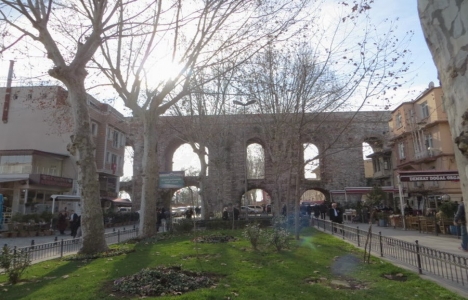 İstanbul'un en gözde caddelerinden biri Kadınlar Pazarı!