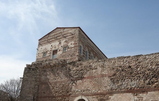 800 yıllık Tekfur Sarayı’na asansör yapıldı!