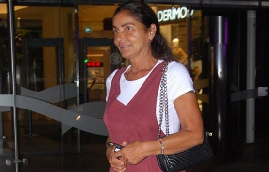 Derya Tuna konuğunun kirasını ödeyecek!