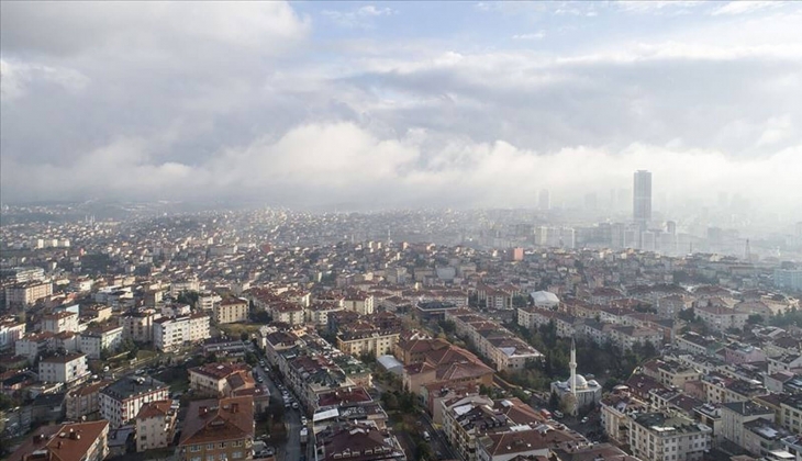 İBB Başkanı Ekrem İmamoğlu na kentsel dönüşüm tepkisi: 4,5 yılda kaç konut yenilendi belli değil!