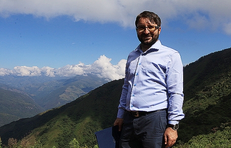 TİKA, Kolombiya Orejon da okul yaptırıyor!