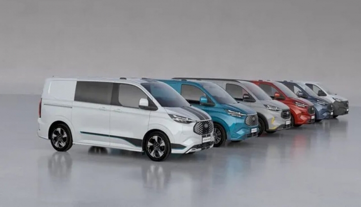 Ford Transit Custom a 19 bin 900 lira zam geldi! Ford Transit Custom 24 Kasım 2022 fiyat listesi!