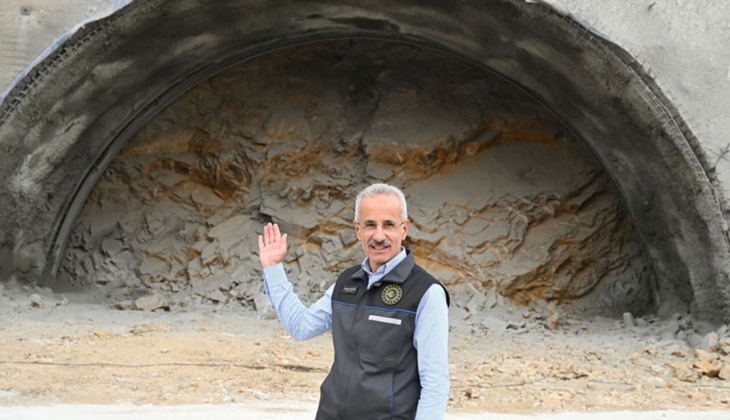 Ankara-İzmir Hızlı Tren Hattı 2027 de açılıyor! Bakandan son dakika müjdesi: 1 yıl erken tamamlanacak! 