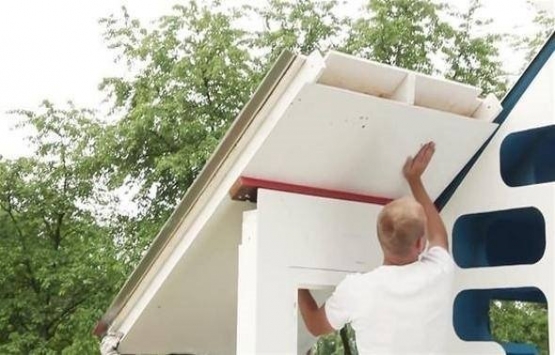 Prag ta 3 saatte ev inşa edildi!