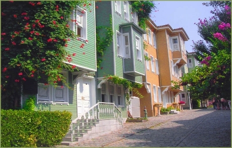 Tarihi Soğukçeşme Sokağı 10 yıllığına kiralandı!