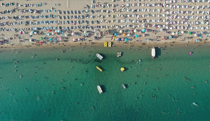 Turizmden 2028'de 100 milyar dolarlık gelir hedefi!