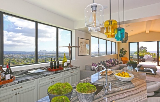 Demi Lovato Los Angeles’taki evini 9.45 milyon dolara satıyor!